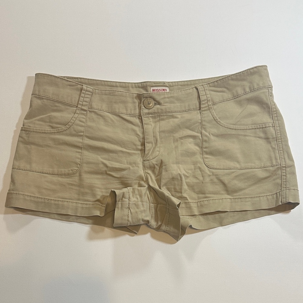 Mossimo Supply Co. Women’s Khaki Shorts Beige Size 13 (Juniors)
